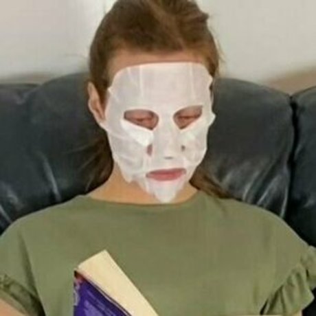 footfetishpm model free photo