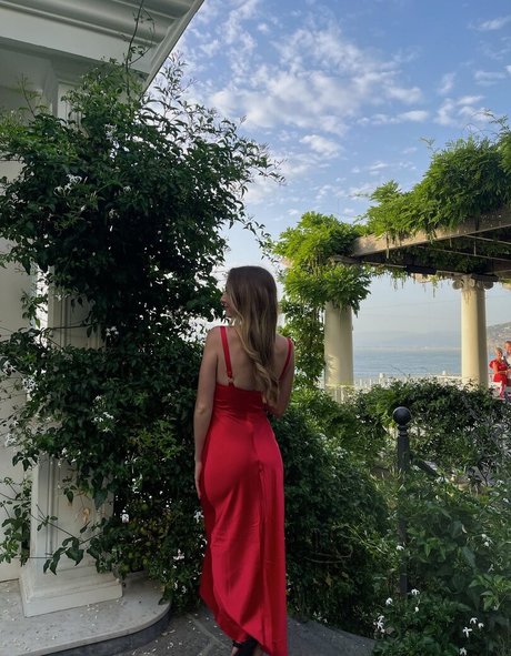 Charlotte Bregman pornstar pretty image