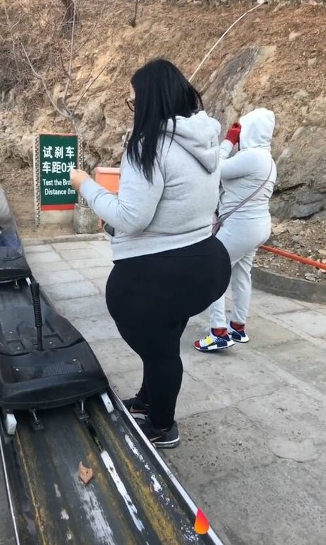 SoftestPear high quality actress pic