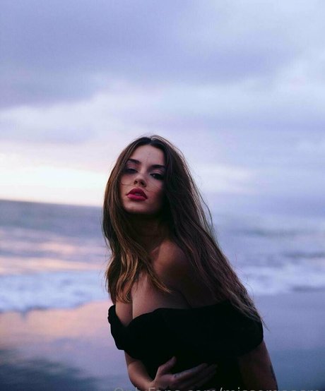 missorgaasm pornstar nudes image