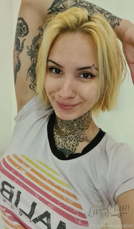 luzzchan model beautiful pics