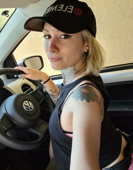 luzzchan star free pic