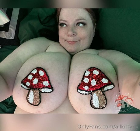 hairy armpits onlyfans pretty pics