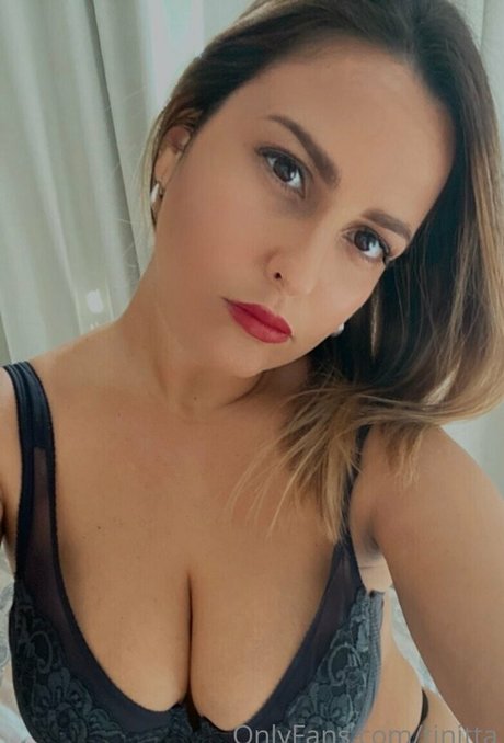 tinitta star naked pic