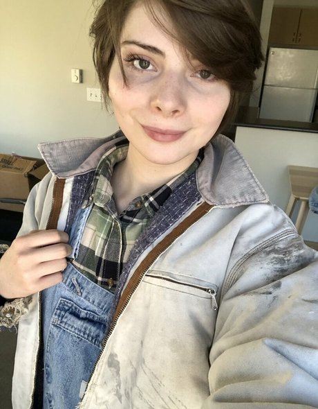 Abkazias pornographic model img