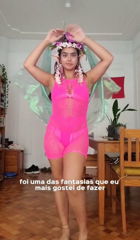 Bella Barp beautiful actress gallery