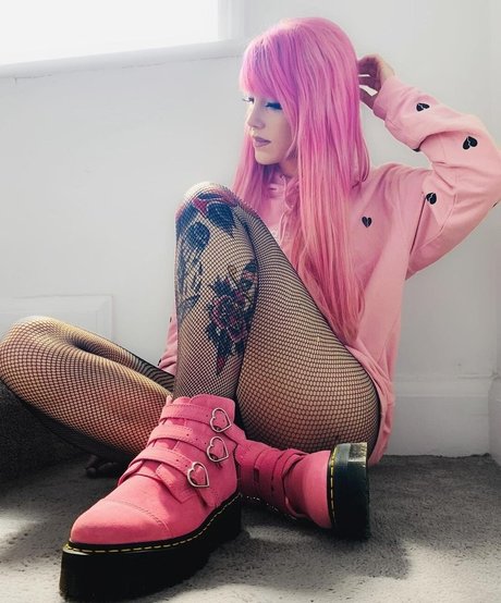 Bexuki star xxx gallery