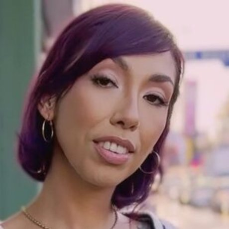 Xochi Moon nude actress image