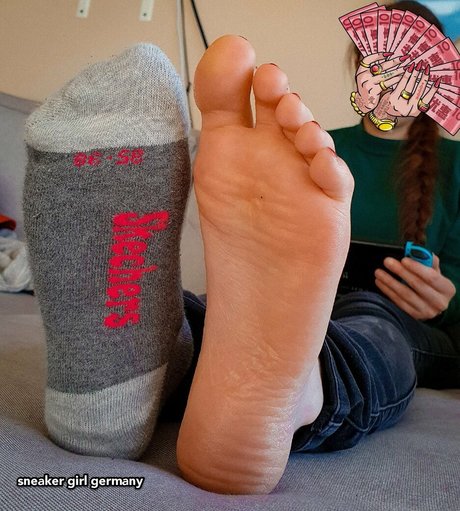 british blonde onlyfans free naked pic