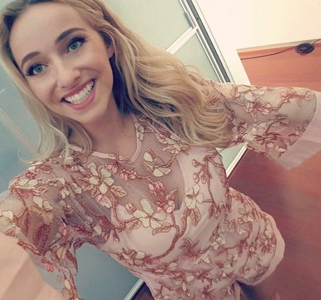 cheerleader onlyfans art naked images