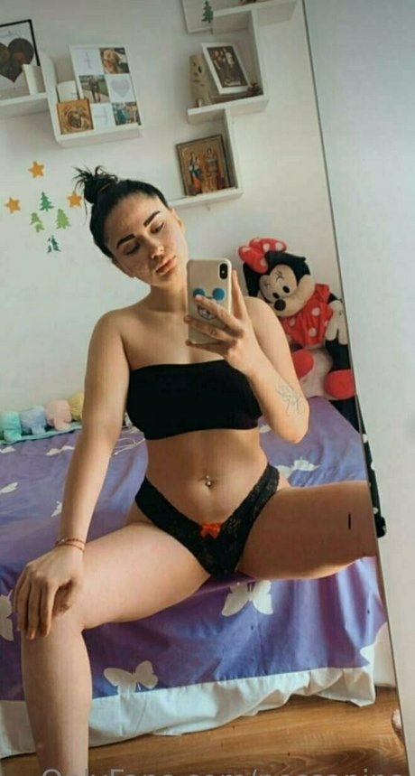 nessanina pornstar nudes pic