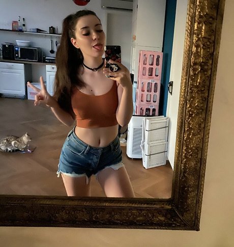 Anni The Duck pornstar high quality gallery