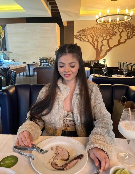 monimonitaa pornstar adult img