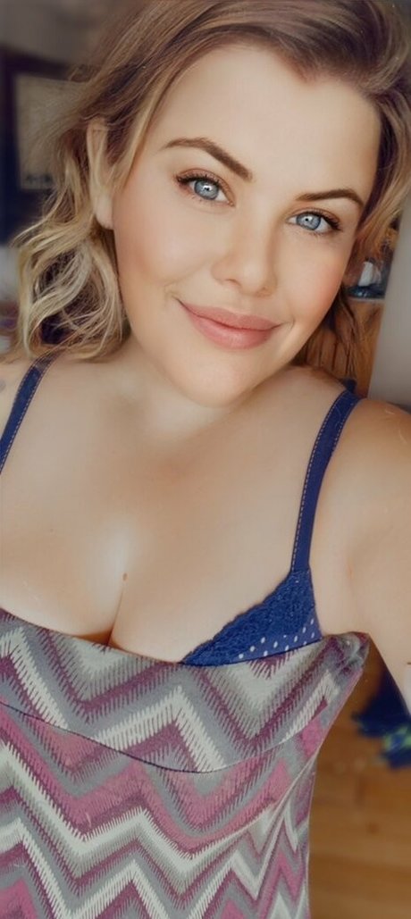 lexxiluxx sex model img