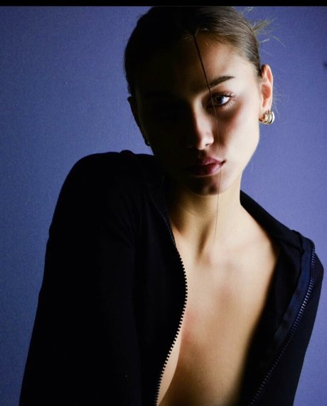 Ania Rybak model pretty images