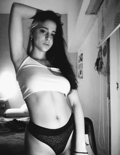 abrilllllllllllll art model img