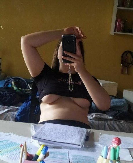 srtally art model pictures