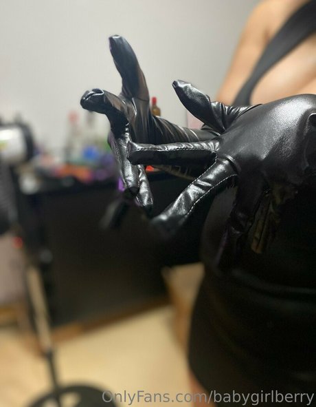 queen of spades onlyfans nude pic