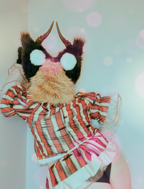 meanwoofree naked actress img