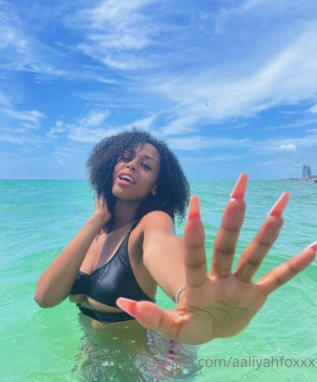 aaliyahfoxxx star nude images