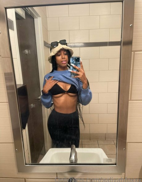 aaliyahfoxxx model nudes picture