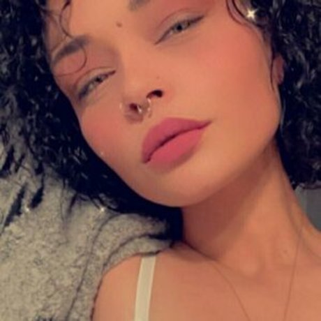 underthecherrym0on pornstar beautiful gallery