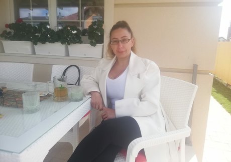 Aurica Velcota beautiful actress pic