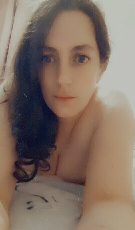 Piella Bakewell model adult photos