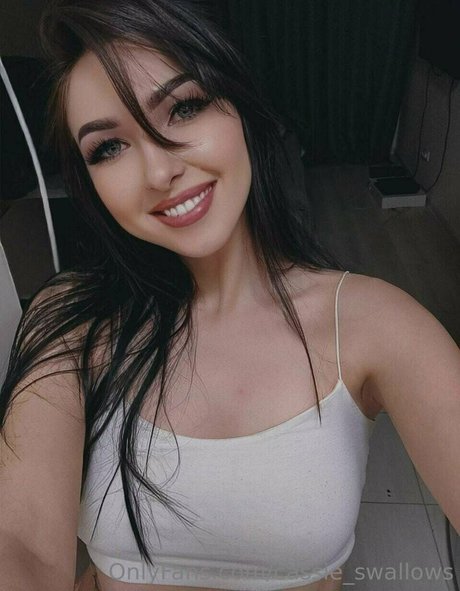 cassie swallows star sex pic