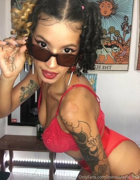 strawberry milk onlyfans pretty pic