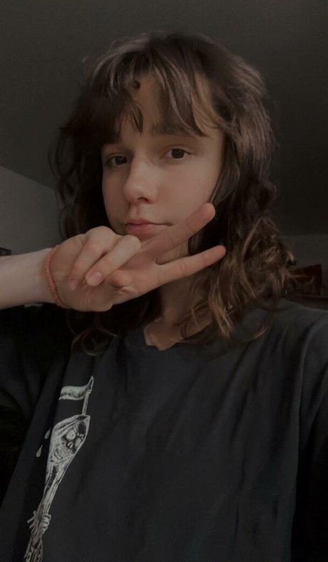 Mossy Barmales free model img