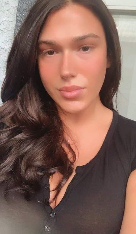 Aspen Brooks naked star photos