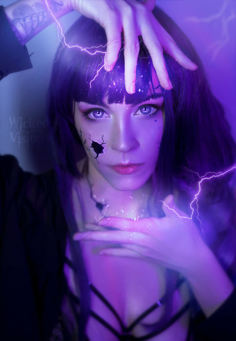 Inochi model hot photo