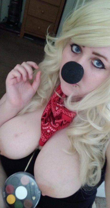 creampuffbunny model photos