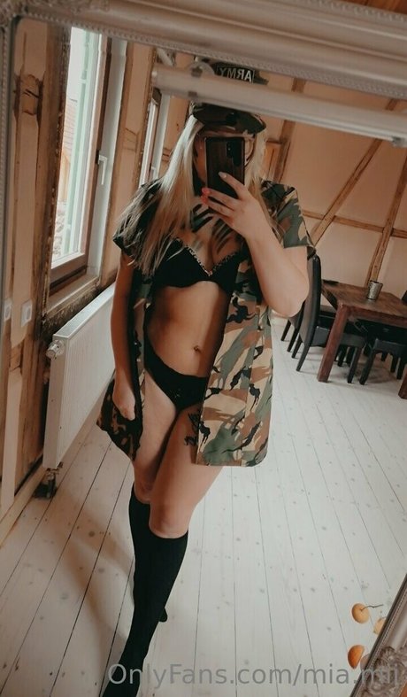 mia mii exclusive model archive