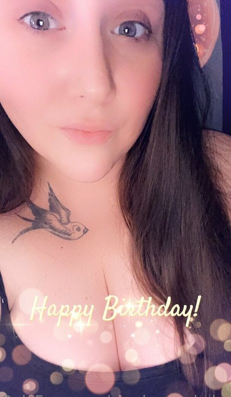 thatmandagirl model beautiful image