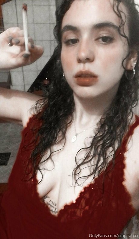 ccapitanax xxx model photo