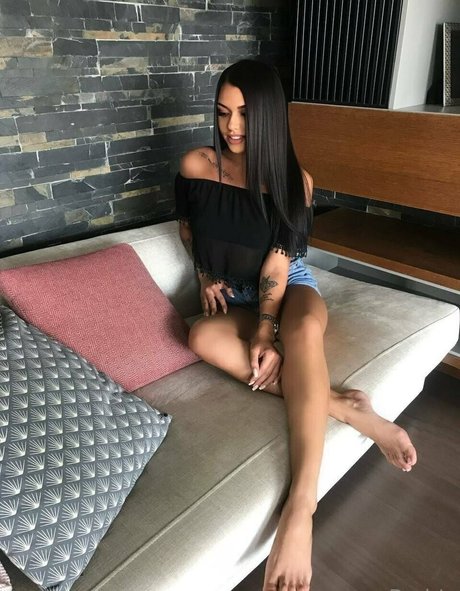 barbie33 model adult photo