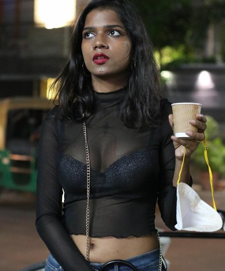 Khyatishree free model images