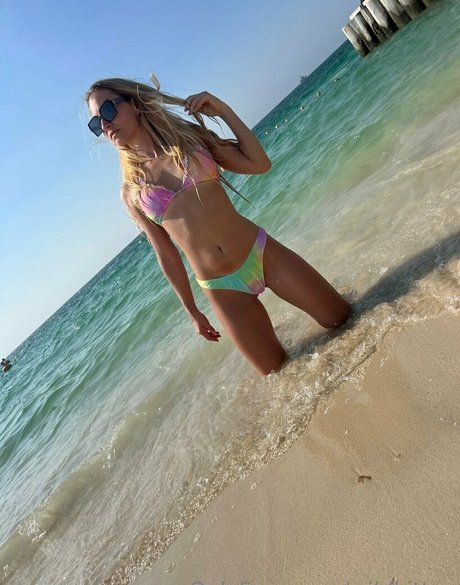 wildkittyx model naked image