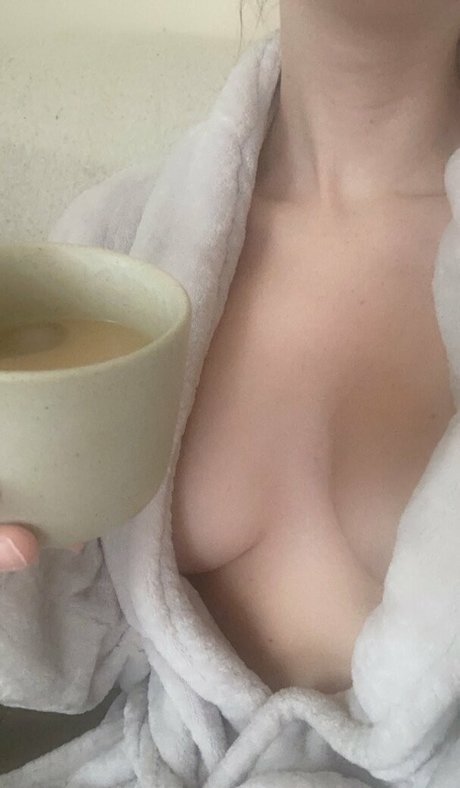 itssie pornstar top pictures