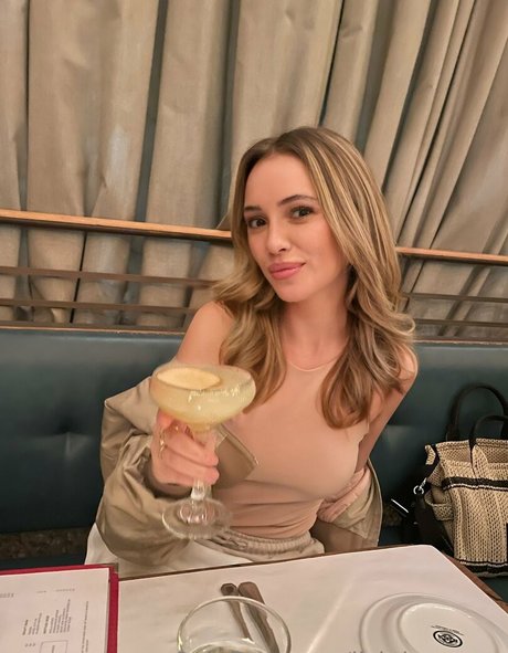 lickthespoon art model galleries