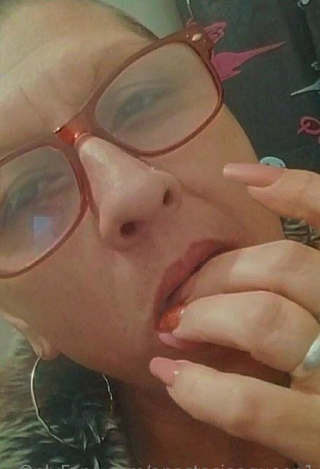 anastasiaaqueen1 naked pornstar images