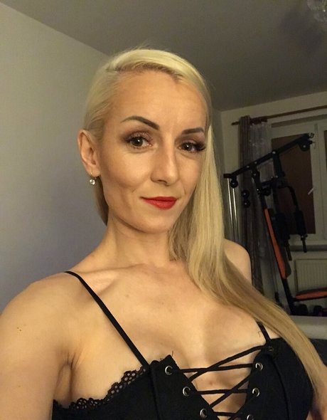 british blonde onlyfans beautiful nude picture