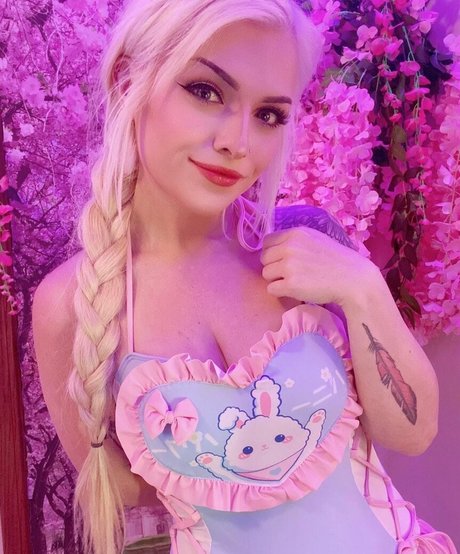 ASMR Shanny model free images