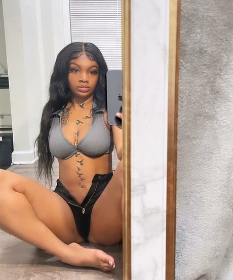 Sharondaduhdon sexy actress photo