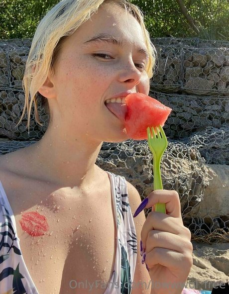 lowwwol free best actress gallery