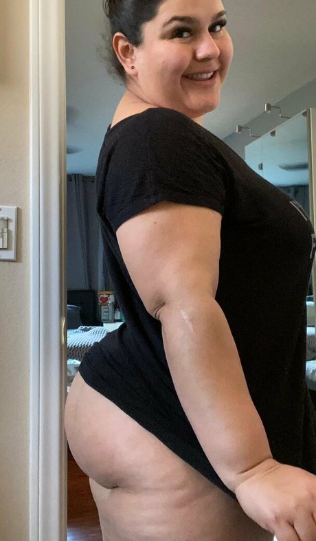 body onlyfans erotic picture