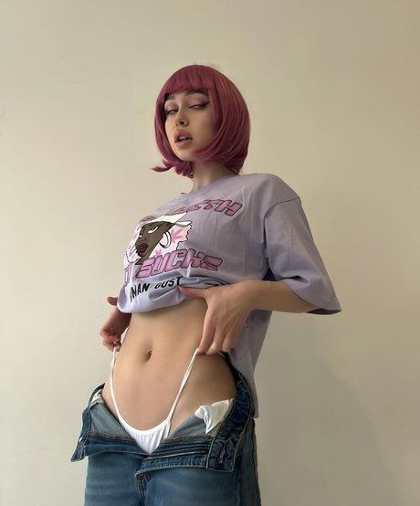 girlwalkingonfire sex actress image