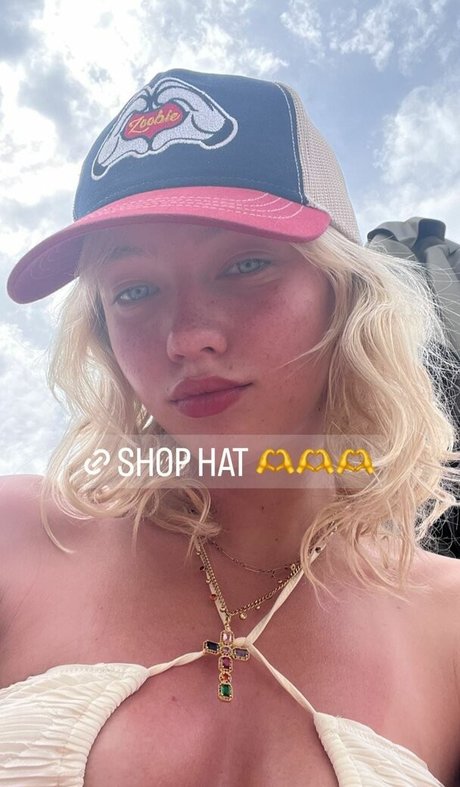 Lola Clark high quality star galleries